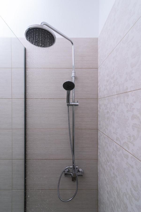 Papadia Luxury Apartments Pitsidia Exterior photo